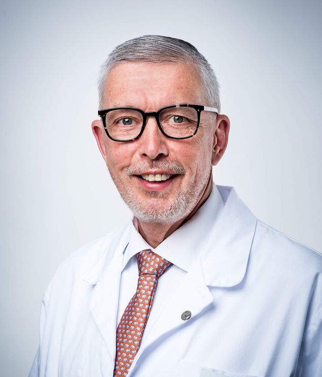 Medico Ricercatore sessuale Dario Farina